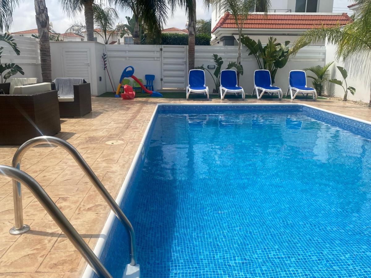 Villa Angel - Exotic Villa 200M From Beach Παραλίμνι Εξωτερικό φωτογραφία